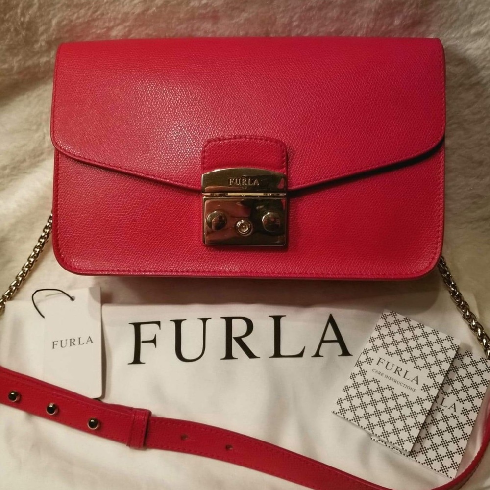 Furla Metropolis shoulder bag Ruby